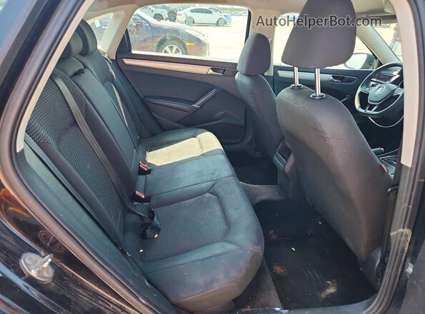 1VWAA7A30JC024315 2018 VOLKSWAGEN PASSAT Black Vista interior trasera