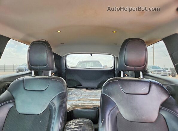 1C4PJMLN6KD123937 2019 JEEP CHEROKEE White Vista interior trasera