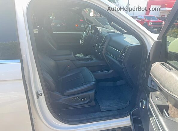 1FMJU2AT4JEA70047 2018 FORD EXPEDITION White Widok z tyłu