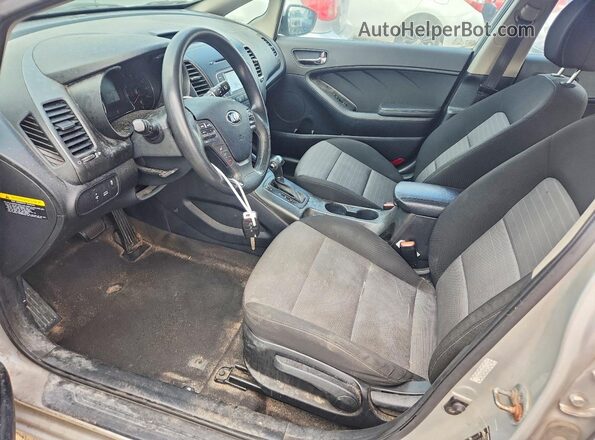 KNAFX5A82G5494847 2016 KIA FORTE Серебряный Вид панели приборов