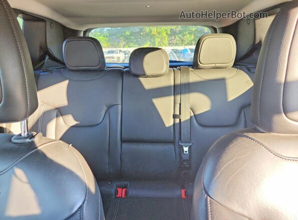 ZACCJBDB9HPF71848 2017 JEEP RENEGADE Gray Widok wnętrza z tyłu