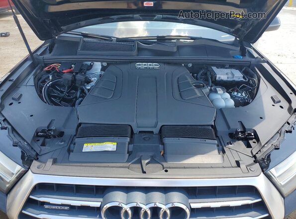 WA1VAAF70JD018449 2018 AUDI Q7 Black Շարժիչի բաժամունքի տեսք