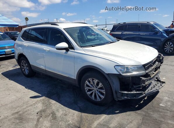 3VV3B7AX2JM074161 2018 VOLKSWAGEN TIGUAN White Widok z przodu