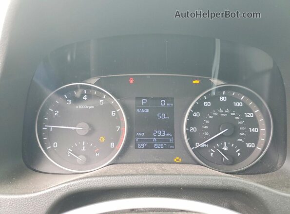 5NPD74LF5HH064053 2017 HYUNDAI ELANTRA White Հետևի նստատեղերի տեսք