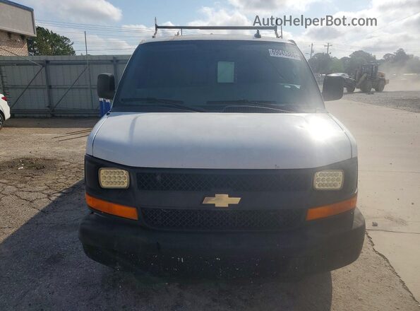 1GCWGBFF6G1153208 2016 CHEVROLET EXPRESS White Вид ззаду