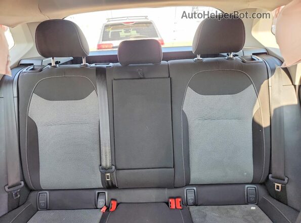 3VVAX7B29NM081996 2022 VOLKSWAGEN TAOS Черный Вид задней части салона