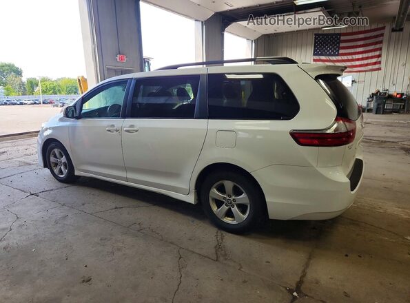 5TDKZ3DC7JS919576 2018 TOYOTA SIENNA White უკანა მარჯვენა