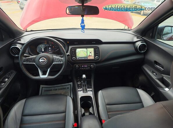 3N1CP5DV6NL496009 2022 NISSAN KICKS Maroon Widok tylnych siedzeń