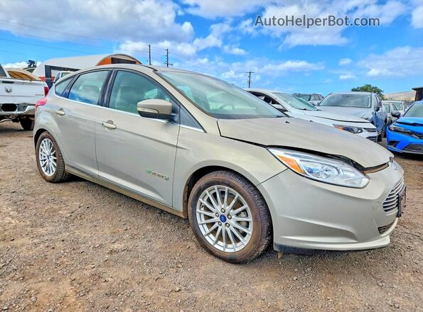 1FADP3R44GL372900 2016 FORD FOCUS Gold Դիմացի տեսք