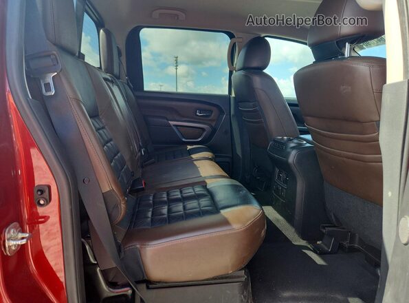 1N6BA1F24GN502525 2016 NISSAN TITAN Red Вид задньої частини салону