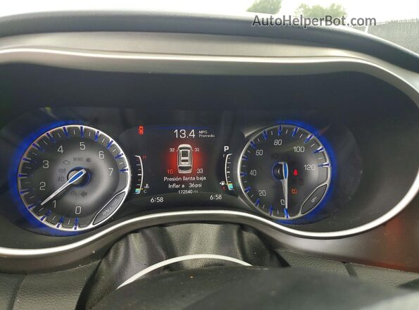 2C4RC1BG1NR150680 2022 CHRYSLER PACIFICA White უკანა სავარძლების ხედი