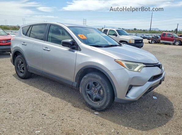 JTMZFREV3JD128256 2018 TOYOTA RAV4 Silver Widok z przodu
