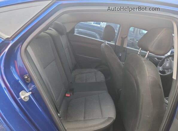 3KPC24A39KE046394 2019 HYUNDAI ACCENT Blue Widok wnętrza z tyłu