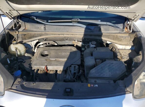 KNDPM3AC8K7586115 2019 KIA SPORTAGE Серебряный Вид подкапотного пространства