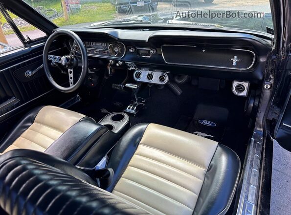 5F07C703560 1965 FORD MUSTANG Black Vista trasera