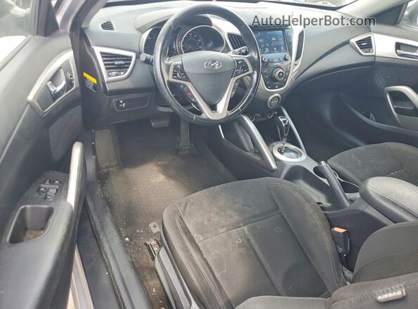 KMHTC6AD1HU310425 2017 HYUNDAI VELOSTER Gray ხელსაწყოთა პანელის ხედი