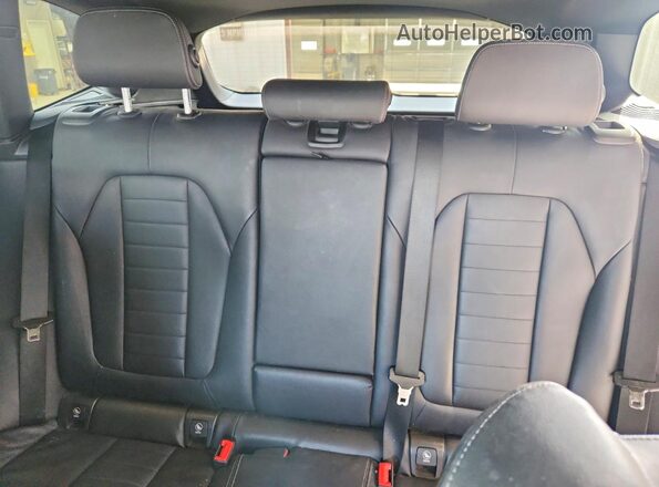 5UXTR7C53KLR45012 2019 BMW X3 White Rear interior view