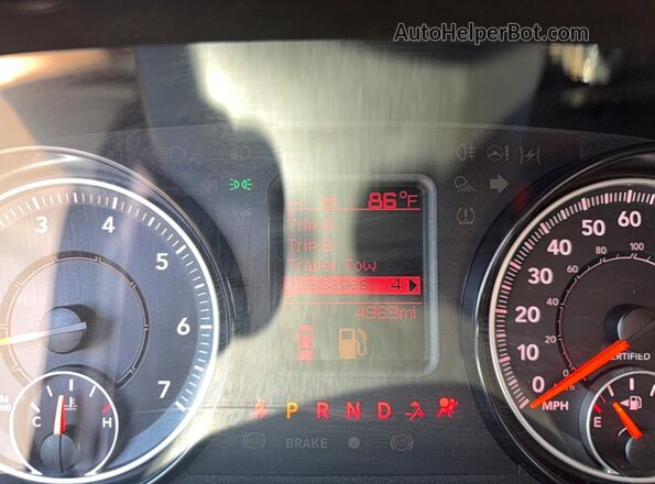 1C6RR7XT7PS528307 2023 RAM 1500 Black Widok zestawu wskaźników