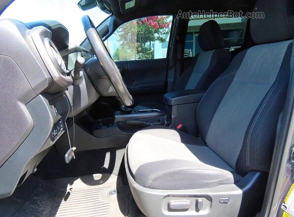 3TMAZ5CN0NM163492 2022 TOYOTA TACOMA Gray Հետևի նստատեղերի տեսք