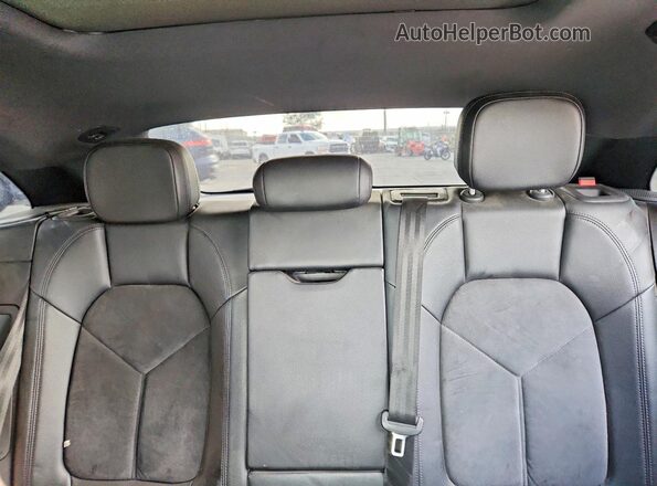 WP1AA2A5XJLB03982 2018 PORSCHE MACAN Gray Вид задньої частини салону