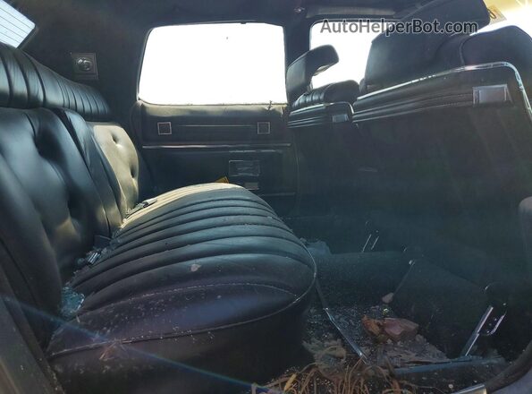 6B69R3Q209708 1973 CADILLAC UK Серебряный Вид задних сидений