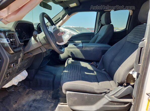 1FTEX1EP2NKE86433 2022 FORD F150 Белый Вид панели приборов