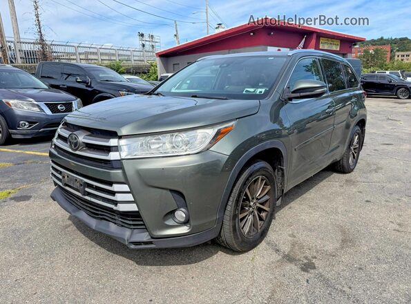 5TDJZRFH2JS906256 2018 TOYOTA HIGHLANDER Зеленый Задняя левая четверть