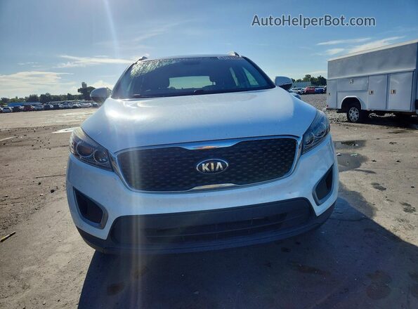 5XYPG4A35HG217575 2017 KIA SORENTO White Հետևի տեսք