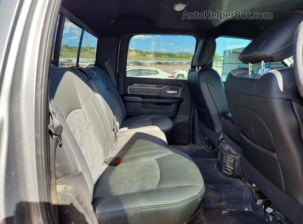 3C6TR5EJ0MG681965 2021 RAM 2500 Silver Rear interior view