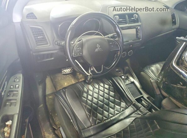 JA4AR3AU5JZ022967 2018 MITSUBISHI OUTLANDER Black Instrument cluster view