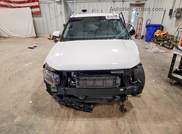 KMHRC8A32PU273073 2023 HYUNDAI VENUE Белый Вид сзади