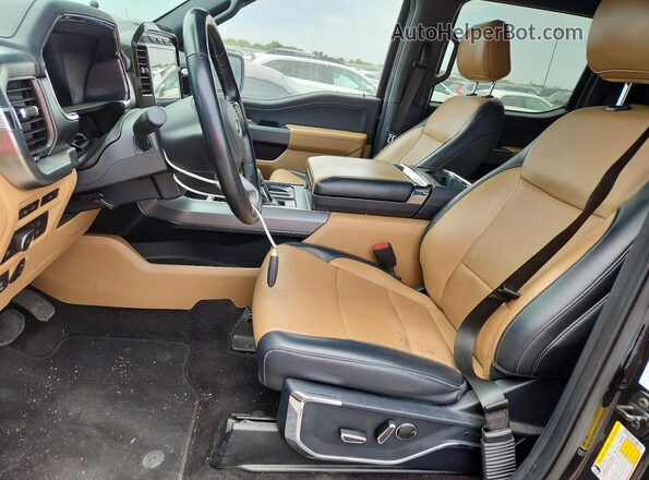 1FTFW1CD8MFB77511 2021 FORD F150 Black Dashboard view