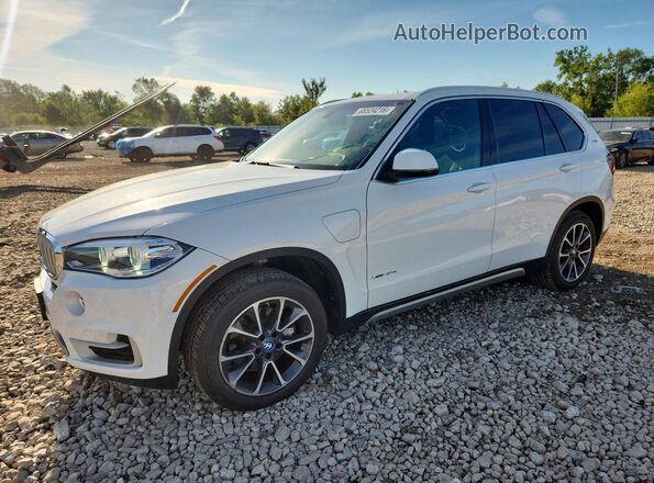 5UXKT0C57J0W02451 2018 BMW X5 White Rear left