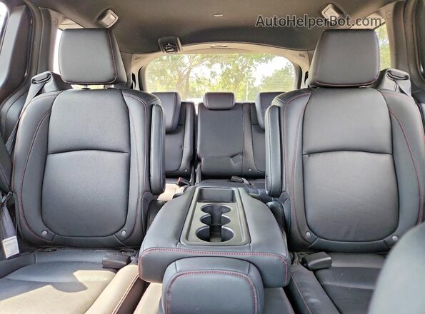 5FNRL6H75SB059715 2025 HONDA ODYSSEY Black Widok wnętrza z tyłu