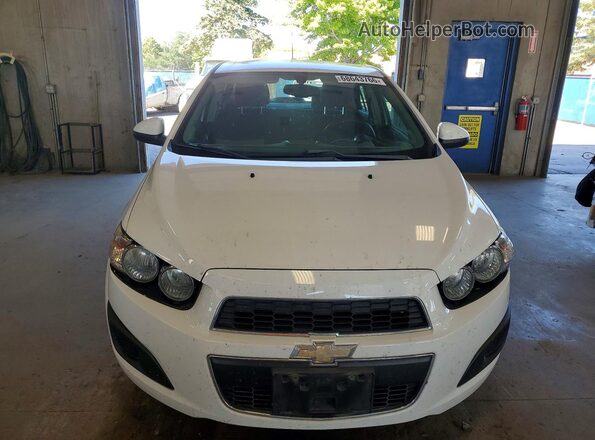1G1JC5SH6G4146037 2016 CHEVROLET SONIC White Вид ззаду
