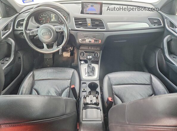 WA1HCCFS5HR000243 2017 AUDI Q3 White ხელსაწყოთა პანელის ხედი