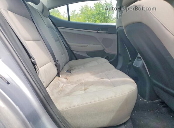 5NPD74LF5HH183964 2017 HYUNDAI ELANTRA Silver Rear interior view