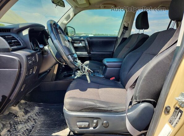 JTEBU5JR8G5362657 2016 TOYOTA 4RUNNER Tan Dashboard view