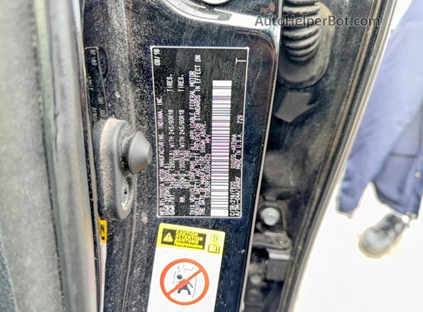 5TDBZRFH9JS904623 2018 TOYOTA HIGHLANDER Black უკანა სალონის ხედი