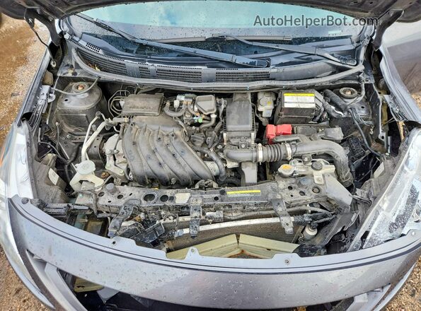 3N1CN7AP7JL814110 2018 NISSAN VERSA Gray Vista del compartimento del motor