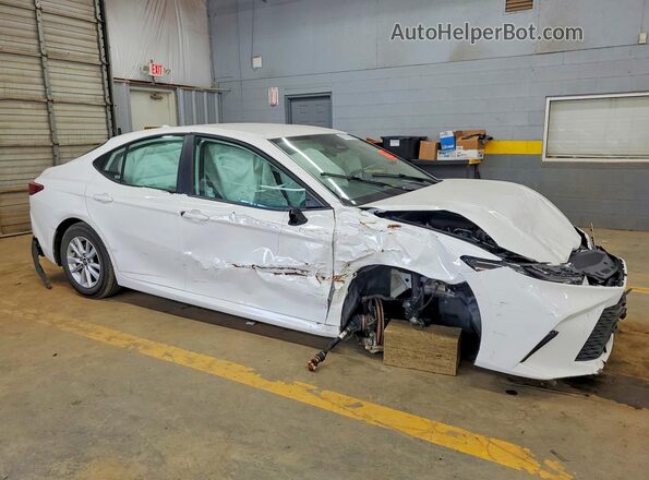 4T1DAACK7SU139325 2025 TOYOTA CAMRY Белый Вид спереди