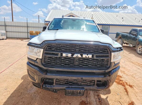 3C6UR5HJ3NG298748 2022 RAM 2500 White Вид ззаду