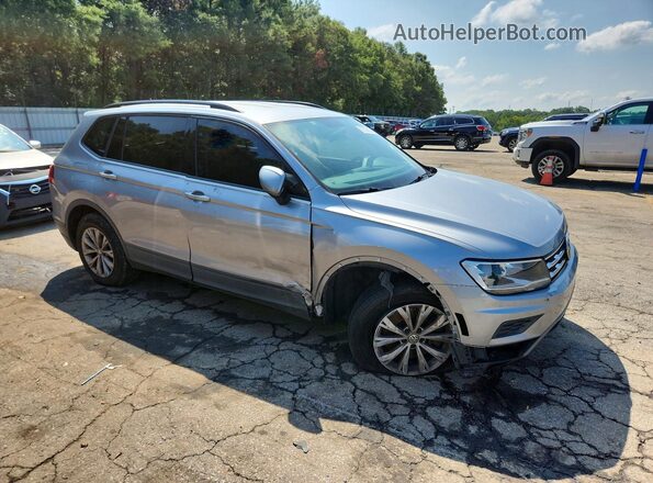 3VV1B7AX2LM128438 2020 VOLKSWAGEN TIGUAN Gray Front view