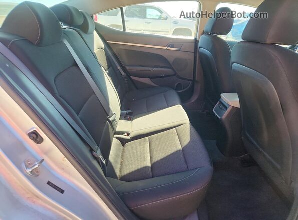 5NPD74LF3JH307722 2018 HYUNDAI ELANTRA Silver უკანა სალონის ხედი