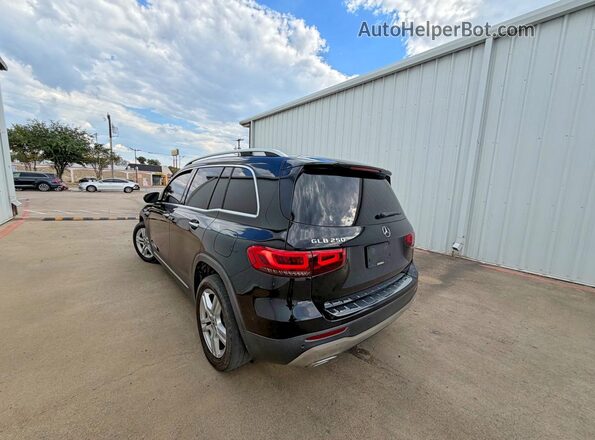 W1N4M4GB5MW107478 2021 MERCEDES-BENZ GLB-CLASS Black Przód prawy