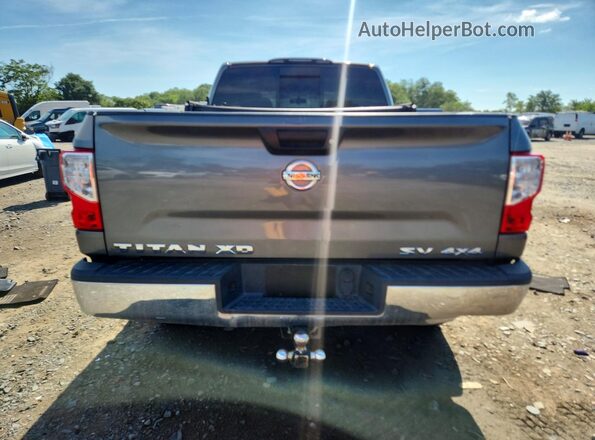 1N6BA1F32HN563236 2017 NISSAN TITAN Gray Widok wnętrza z przodu