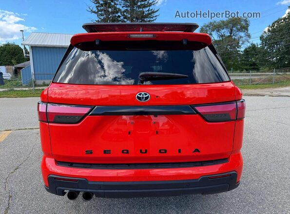 7SVAAABA1PX011240 2023 TOYOTA SEQUOIA Оранжевый Панорамный вид салона 360°