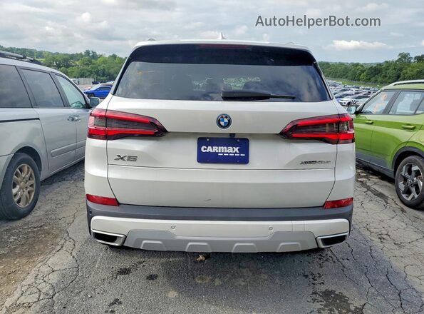 5UXTA6C00N9L31560 2022 BMW X5 White Widok wnętrza z przodu