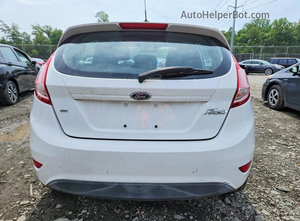 3FADP4EJ5HM121675 2017 FORD FIESTA White Вид салону спереду