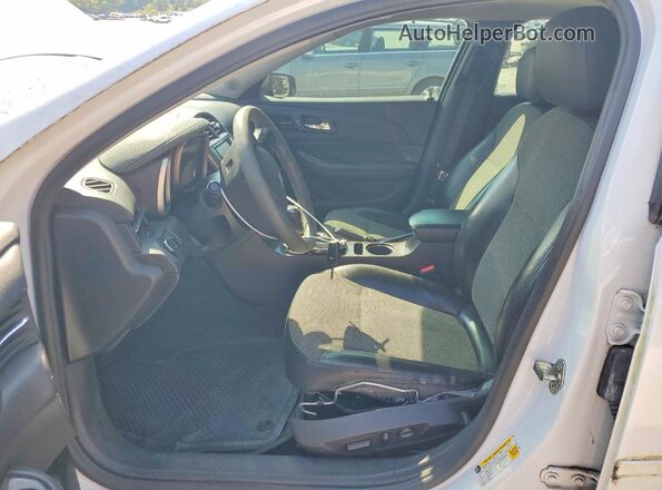 1G11C5SA5GF125574 2016 CHEVROLET MALIBU Белый Вид панели приборов